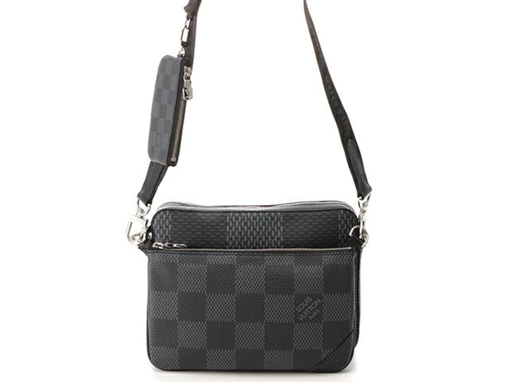 LOUIS VUITTON Trio Messenger Bag Damier Graphite Black
